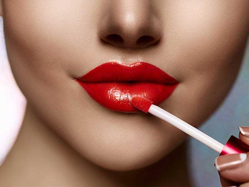 Maintain Color Consistency in Liquid Lipsticks