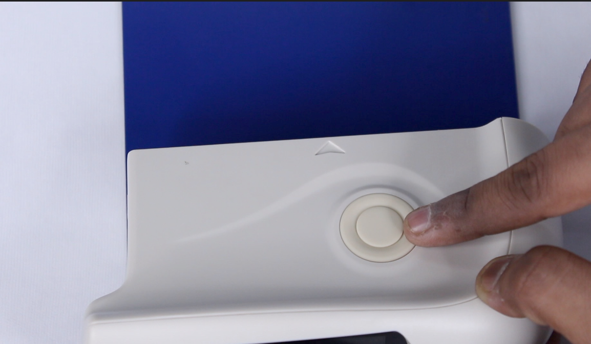 Paint gloss meter for vehicles
