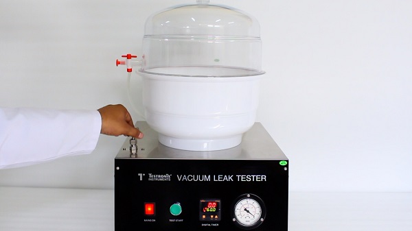 vacuum leak testing machine